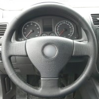 Оплетка на руль из натуральной кожи Volkswagen Polo IV Рестайлинг 2006-2009 г.в. (для руля без штатной кожи, черная)