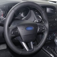 Оплетка на руль из «Premium» экокожи Ford Focus lll 2015-2018 г.в. рестайлинг (для руля со штатной кожей, мультируль, черная)