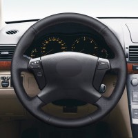 Оплетка на руль из «Premium» экокожи Toyota Avensis 2003-2008 г.в. (черная)